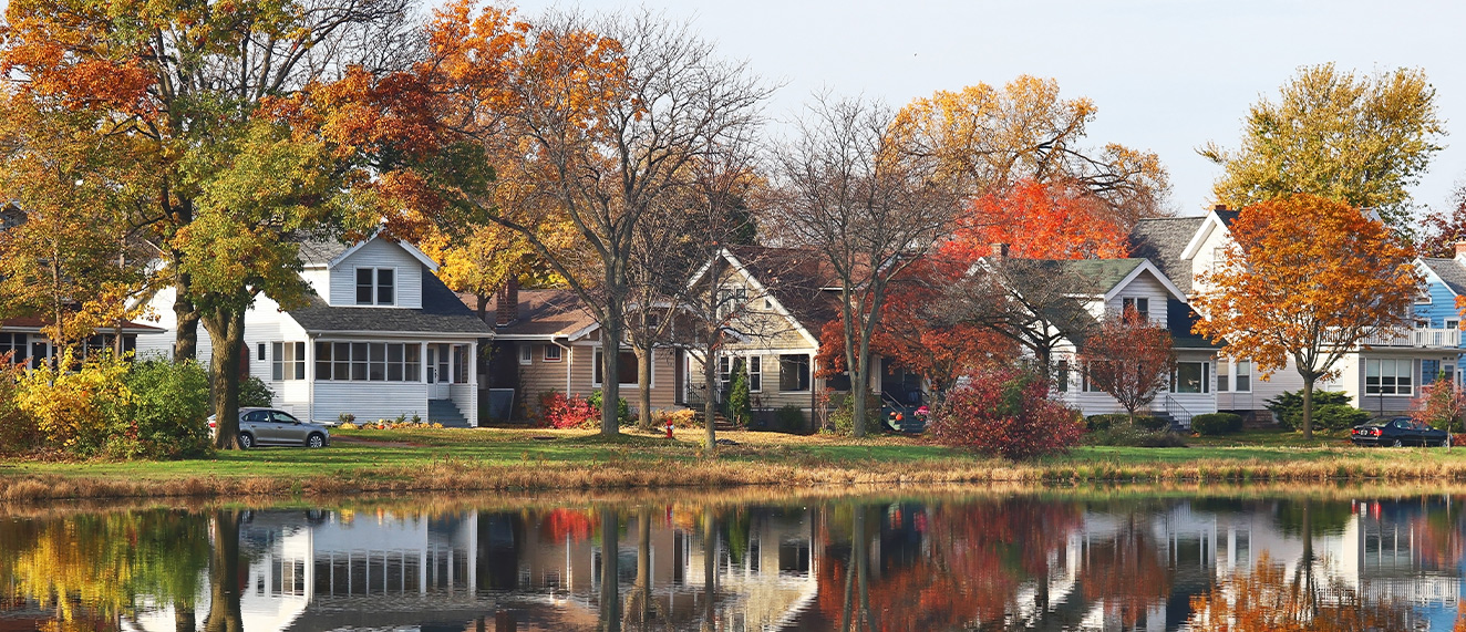 Fall houses