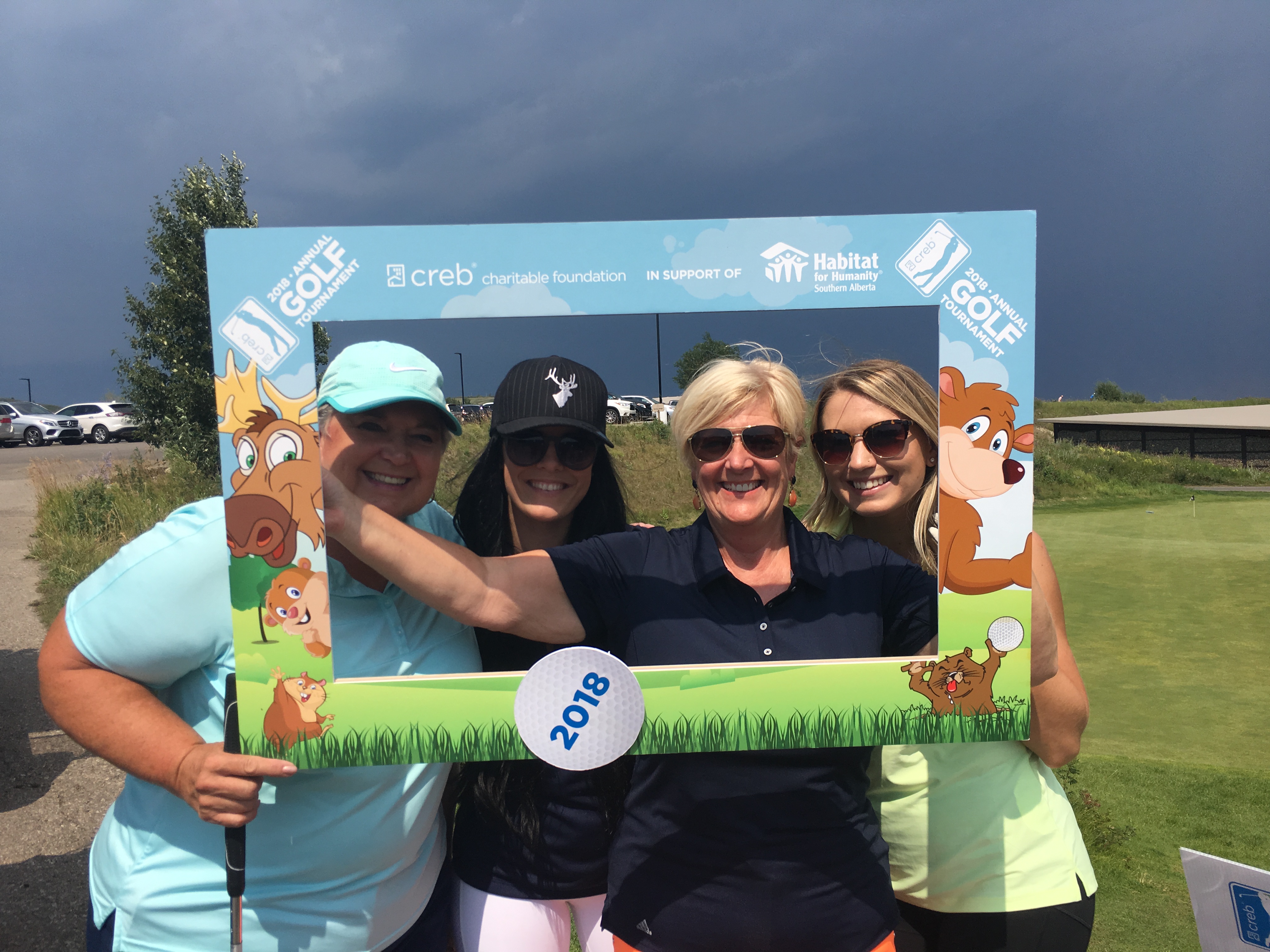 Women at the CREB golf tournament